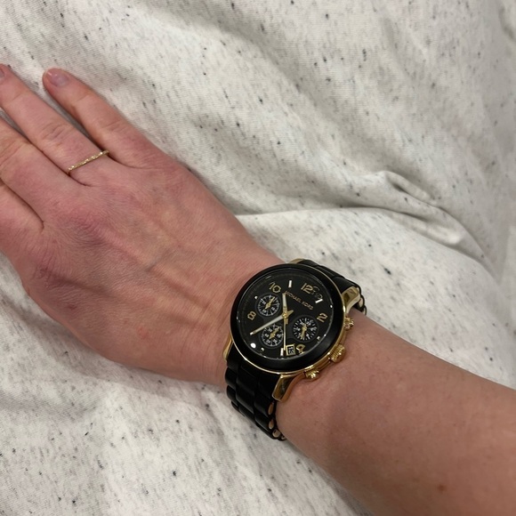 Michael Kors Black & Gold Watch - Picture 8 of 8